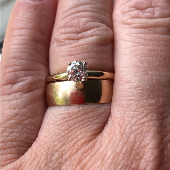 FLASH SALE 🌺🌺 14k gold round diamond engagement ring is approx. .45ct - Picture 2 of 14